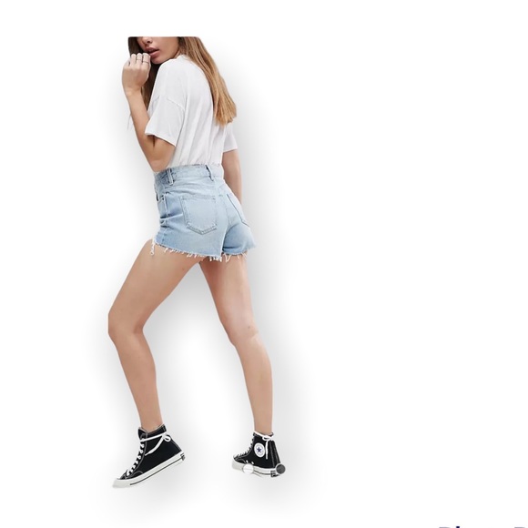 ASOS Ripped denim short. Size 6 - Picture 3 of 10